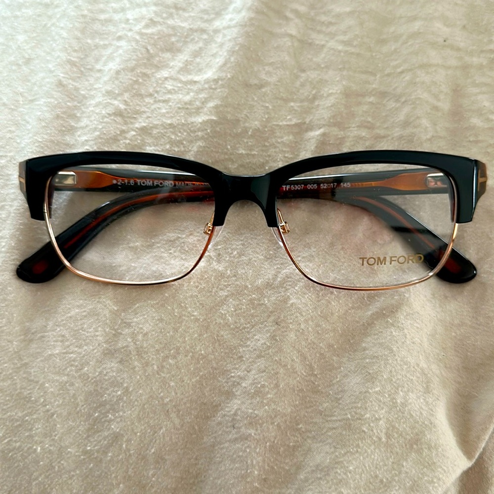 Tom Ford Glasses TF 5307.  Authentic. Case included